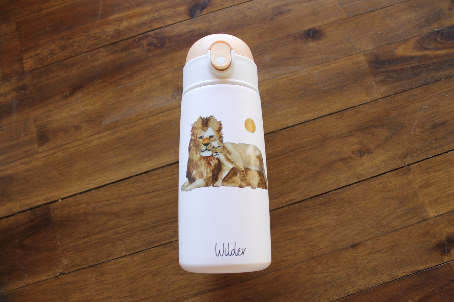 Wilder Lion Kids Water Bottle with button lid in White